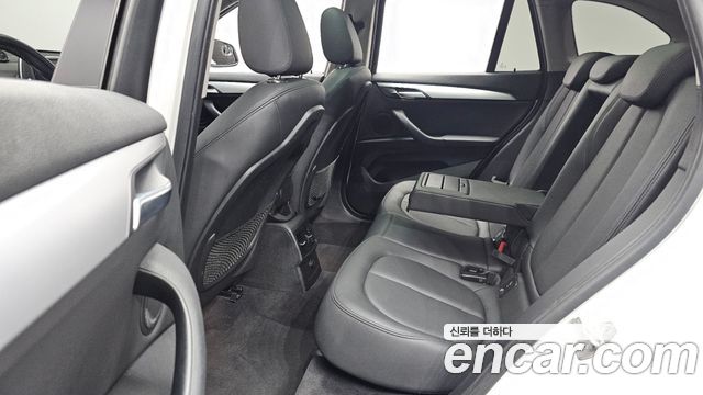 BMW X1 2018 — photo 18
