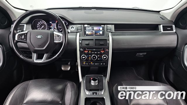 Land Rover Discovery Sport 2016 — photo 10