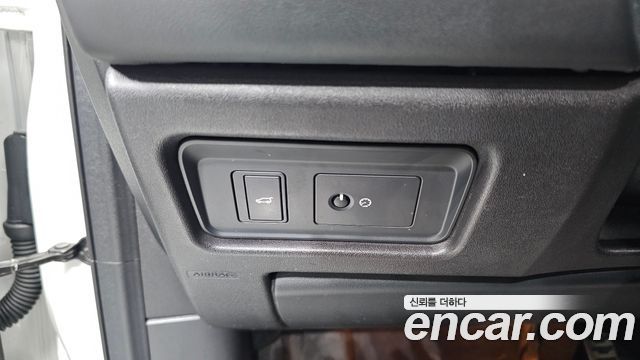 Land Rover Discovery Sport 2016 — photo 20