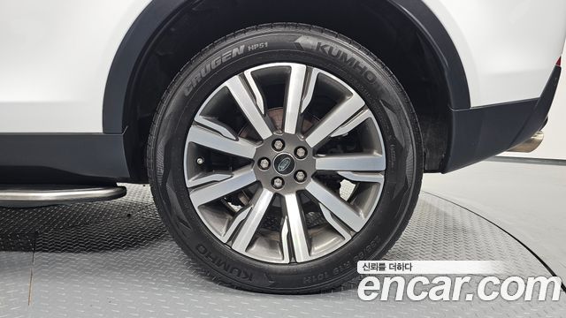 Land Rover Discovery Sport 2016 — photo 7