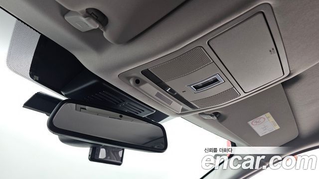 Land Rover Discovery Sport 2016 — photo 29