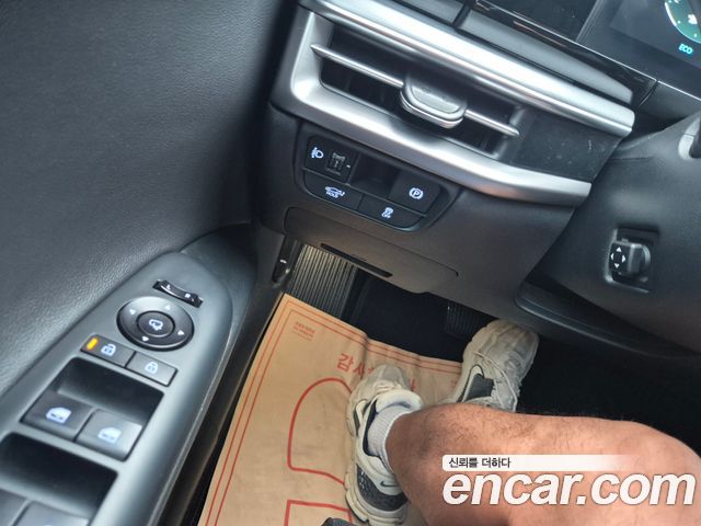 Hyundai Grandeur 2023 — photo 15