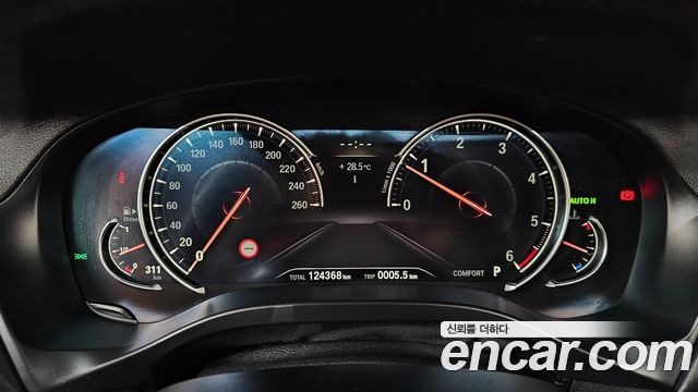 BMW X4 2019 — photo 8