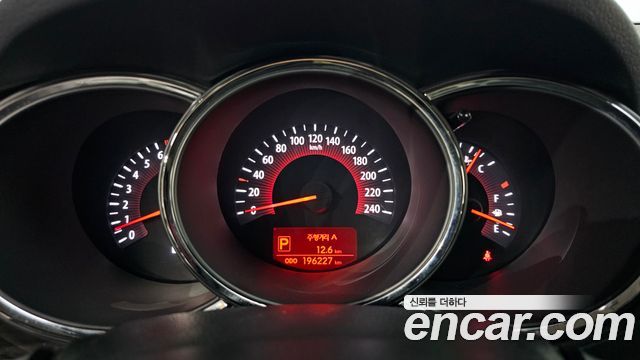 Kia Sorento 2010 — photo 11