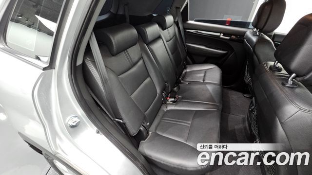 Kia Sorento 2010 — photo 18