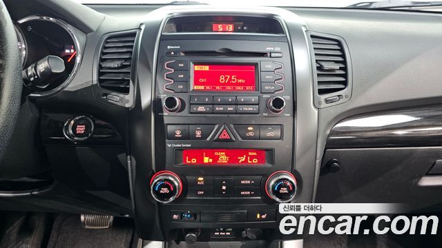 Kia Sorento 2010 — photo 20