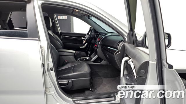 Kia Sorento 2010 — photo 16