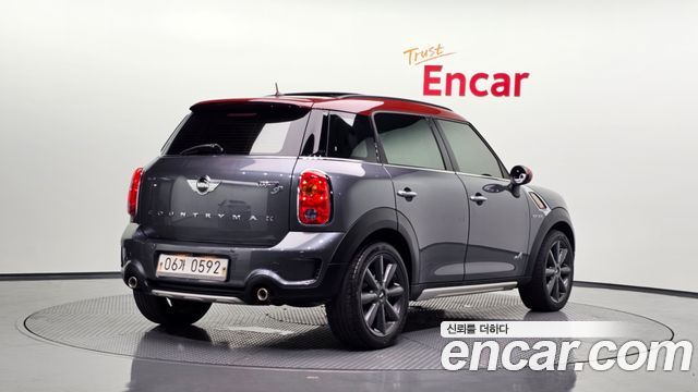 Mini Countryman 2016 — photo 2