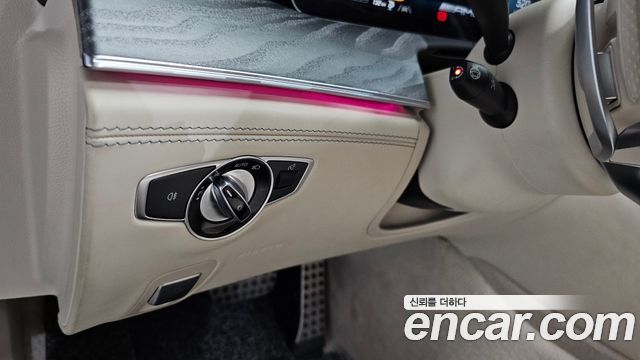 Mercedes-Benz AMG GT 2023 — photo 29