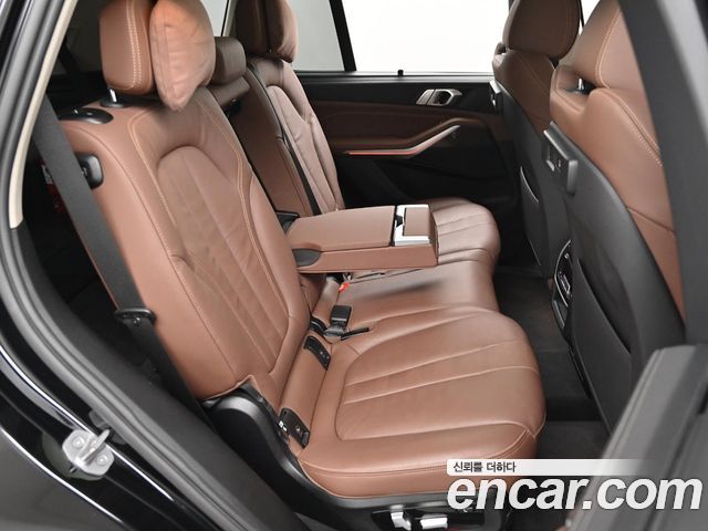 BMW X5 2022 — photo 12