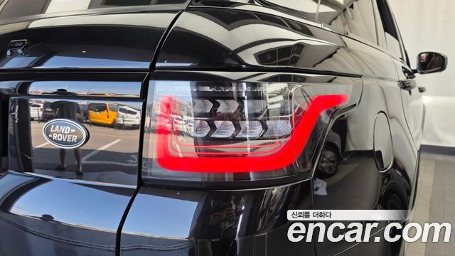 Land Rover Range Rover Sport 2020 — photo 9