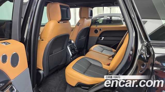 Land Rover Range Rover Sport 2020 — photo 16