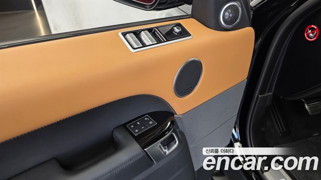 Land Rover Range Rover Sport 2020 — photo 34