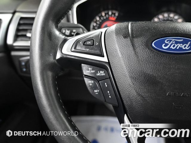 Ford Mondeo 2016 — photo 16