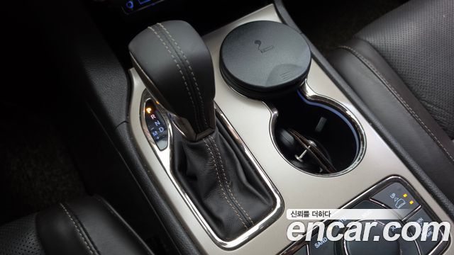 Jeep Cherokee 2016 — photo 9