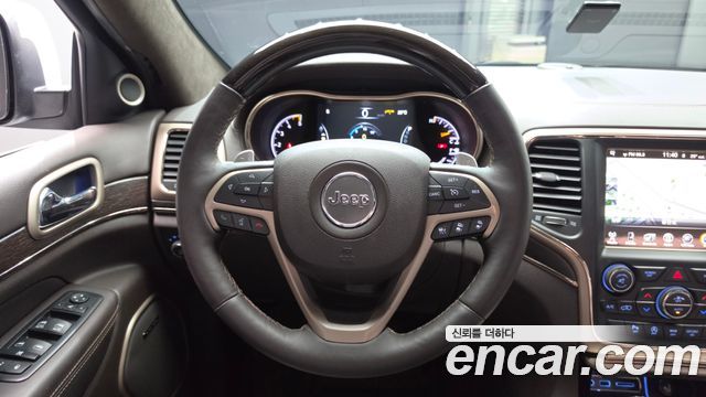 Jeep Cherokee 2016 — photo 13
