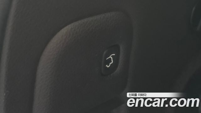 Jeep Cherokee 2016 — photo 19