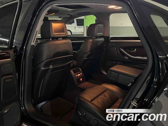 Audi A8 2006 — photo 11