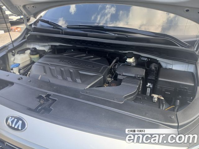Kia Canival 2019 — photo 6