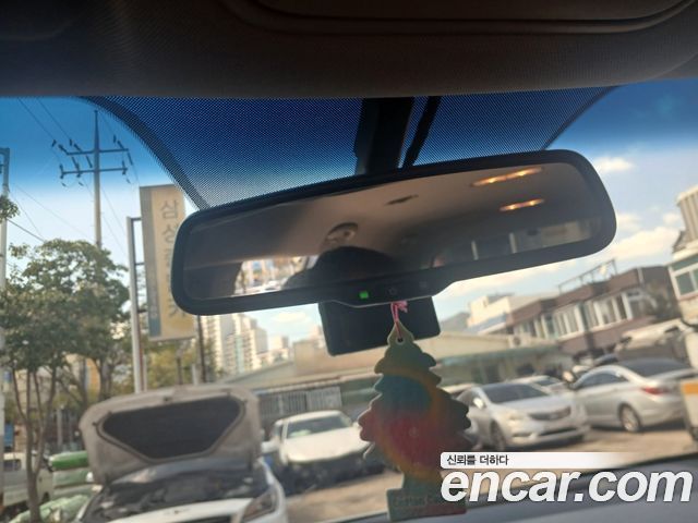 Kia Canival 2019 — photo 17