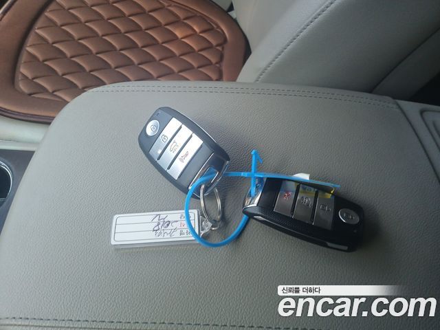 Kia Canival 2019 — photo 19
