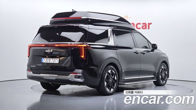 Kia Canival 2024 — photo 2