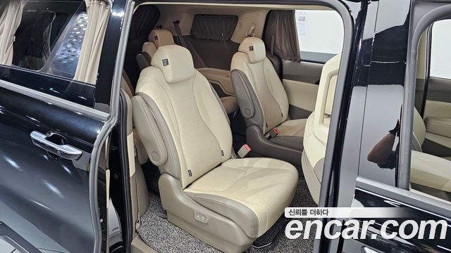 Kia Canival 2024 — photo 11