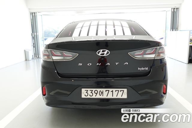 Hyundai Sonata 2018 — photo 3