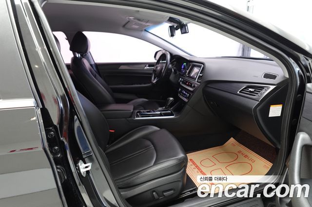 Hyundai Sonata 2018 — photo 8