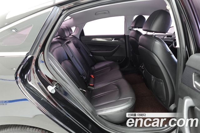 Hyundai Sonata 2018 — photo 9