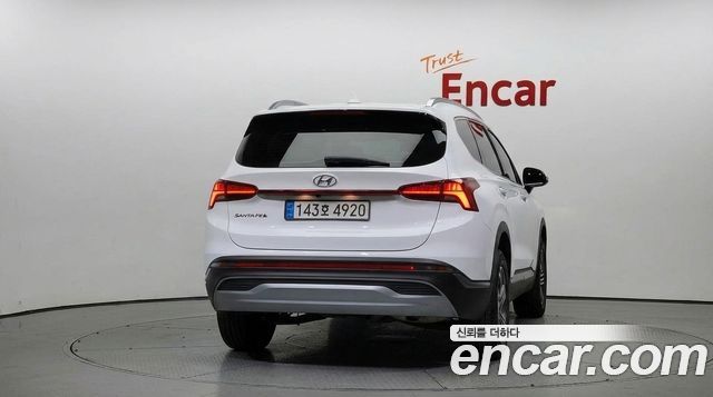 Hyundai Santafe 2022 — photo 4