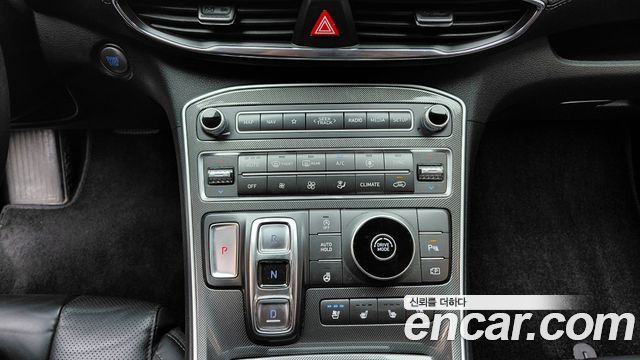 Hyundai Santafe 2022 — photo 22