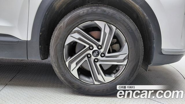 Hyundai Santafe 2022 — photo 7