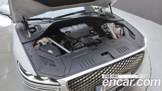 Genesis GV70 2023 — photo 6