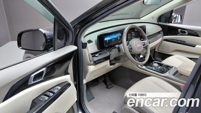 Kia Canival 2023 — photo 13