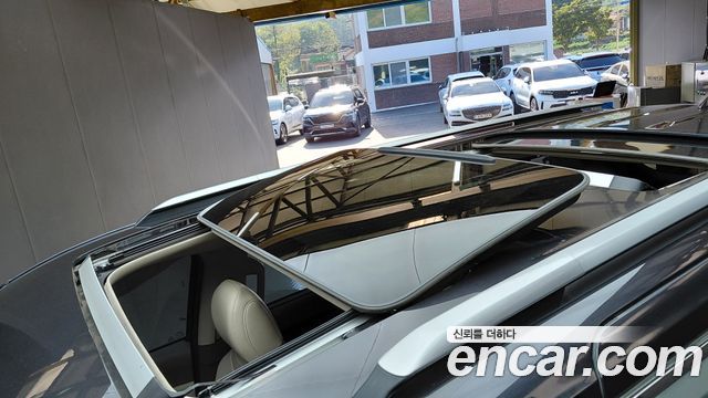 Kia Canival 2023 — photo 22