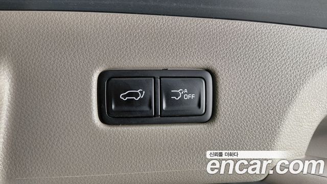 Kia Canival 2023 — photo 23