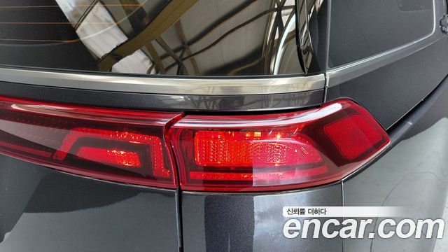 Kia Canival 2023 — photo 9