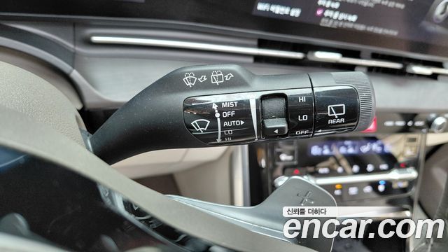 Kia Canival 2023 — photo 28