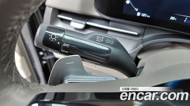 Kia Canival 2023 — photo 29