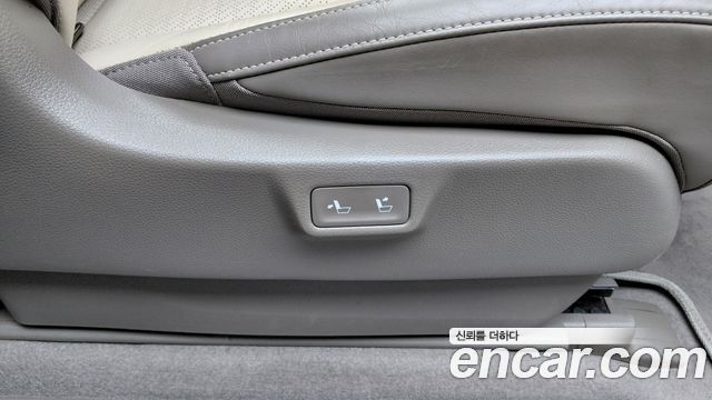 Kia Canival 2023 — photo 29