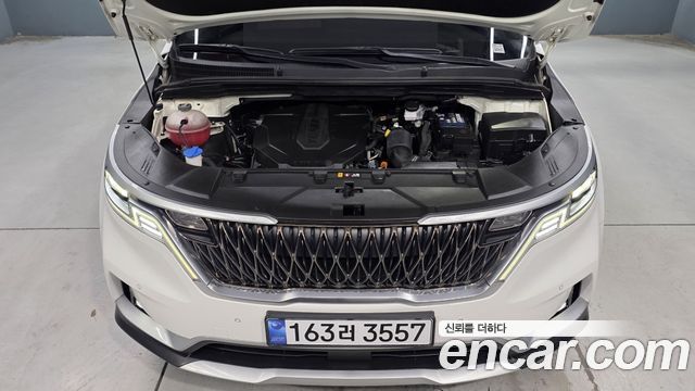 Kia Canival 2021 — photo 6