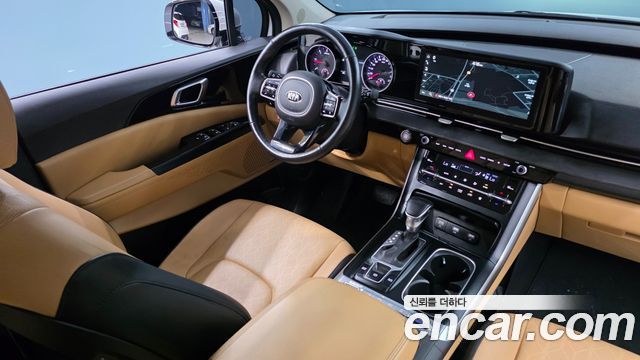 Kia Canival 2021 — photo 11