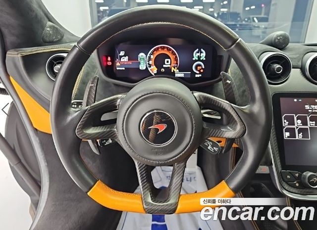 Mclaren 570S 2018 — photo 9