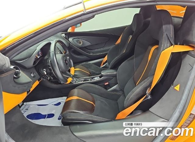 Mclaren 570S 2018 — photo 11