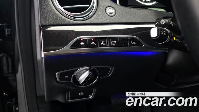 Mercedes-Benz S-Class 2016 — photo 18