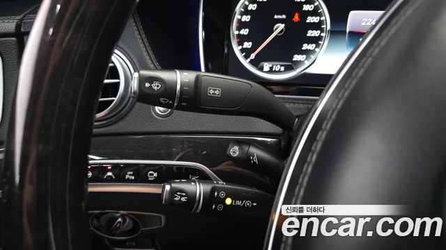 Mercedes-Benz S-Class 2016 — photo 19