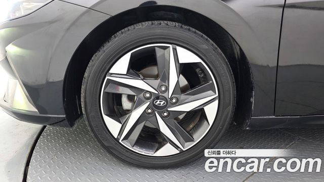 Hyundai AVANTE 2021 — photo 5