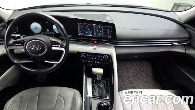 Hyundai AVANTE 2021 — photo 10