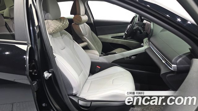 Hyundai AVANTE 2021 — photo 17